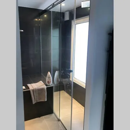 Spacieuse Avec Jardin Centre Ντοβίλ