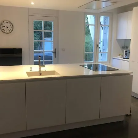 Spacieuse Avec Jardin Centre Βίλα Ντοβίλ