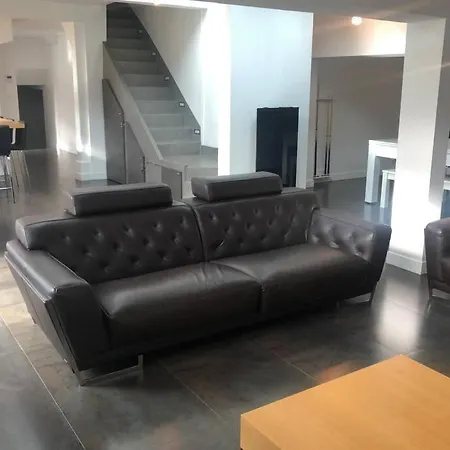 Spacieuse Avec Jardin Centre