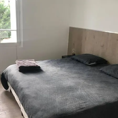 Spacieuse Avec Jardin Centre Ντοβίλ