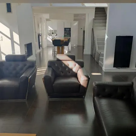 Spacieuse Avec Jardin Centre Ντοβίλ