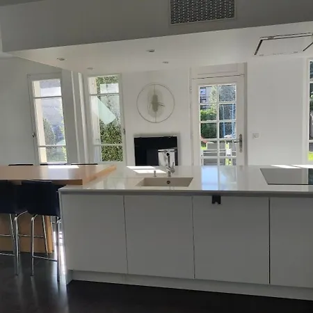 Spacieuse Avec Jardin Centre Ντοβίλ