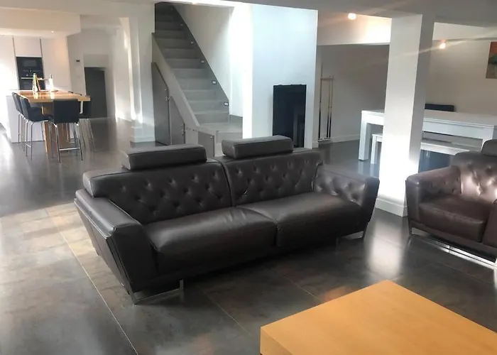 Spacieuse Avec Jardin Centre