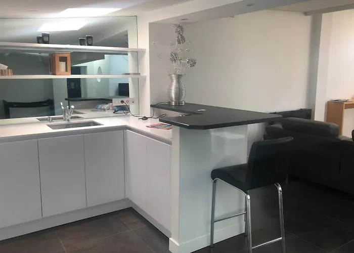 Spacieuse Avec Jardin Centre Deauville