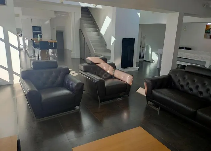 Spacieuse Avec Jardin Centre Βίλα Ντοβίλ