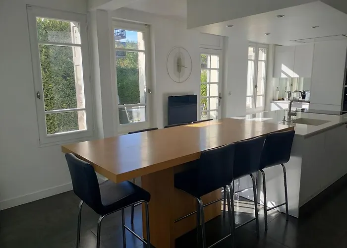 Spacieuse Avec Jardin Centre Villa